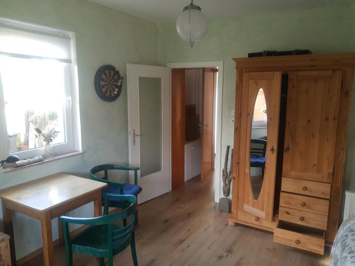 Gartenzimmer Mit Strassenbahn Zu Dom Und Messe Кьолн Екстериор снимка